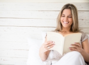Brits onderzoek legt verband tussen lezen en geluk.