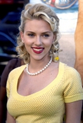 Scarlett Johansson sleept schrijver voor de rechter