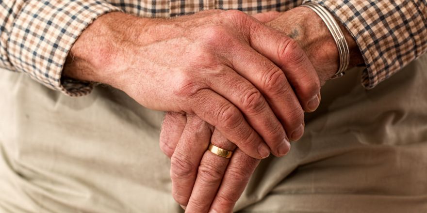 Schrijfcursus om ouderen te helpen