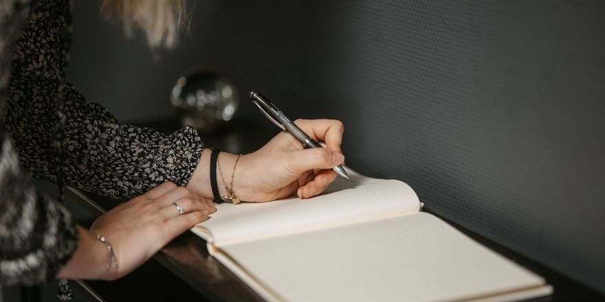 boek handtekening schrijven