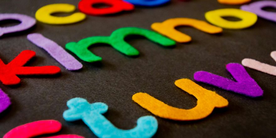 Speelletters van kinderen