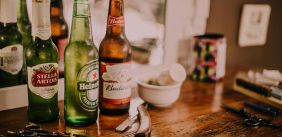 Drie soorten bier op een rij