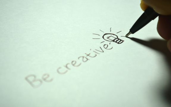 Tekst: Be creative